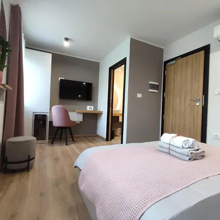 Boutique By Petric Winery Farm stay *