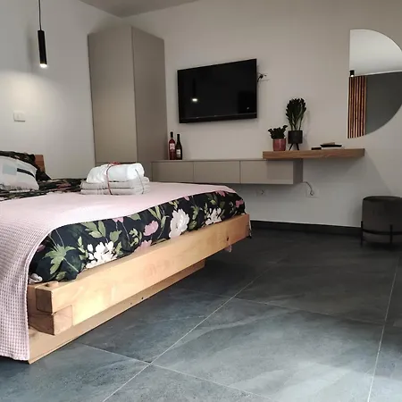 Boutique By Petric Winery Smještaj na farmi